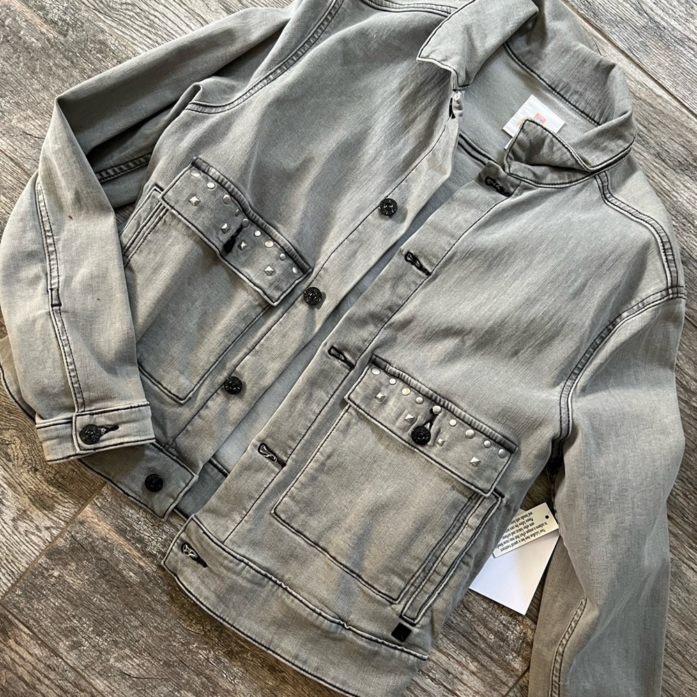 LuLaRoe Kenny Jacket with tiger embellishment
